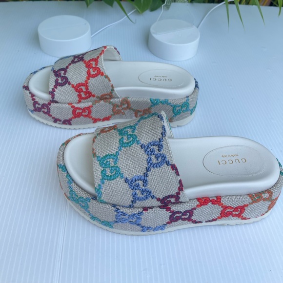 Authentic Angelina - Picture 4 of 9